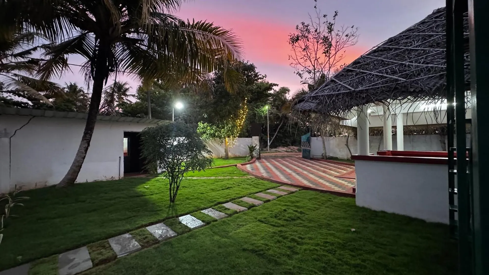Beach Heaven By Azure Heaven Holidays Pvt Ltd Mararikulam