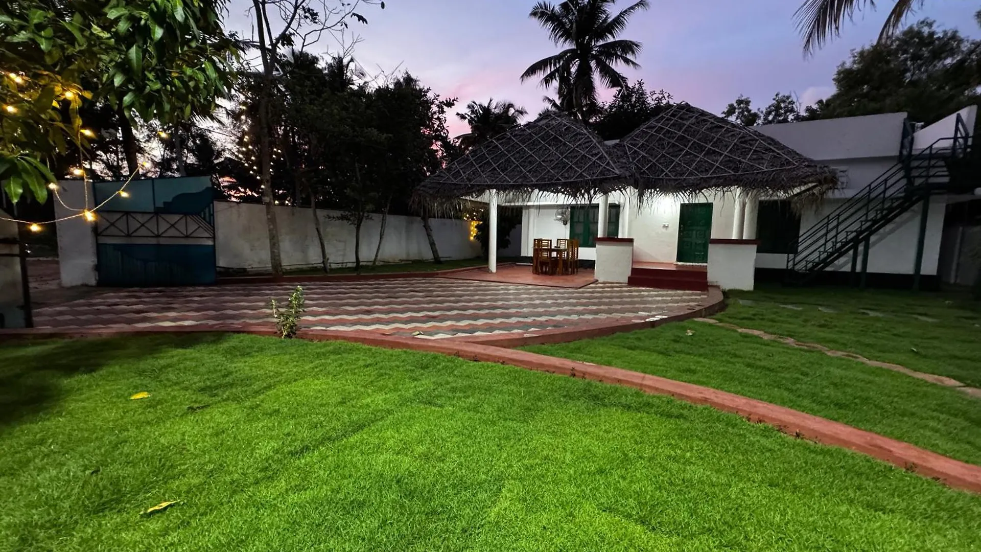 Beach Heaven By Azure Heaven Holidays Pvt Ltd Mararikulam
